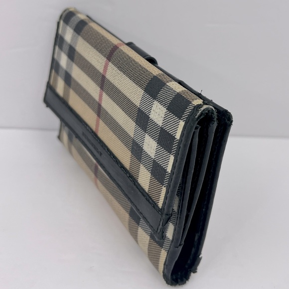 BURBERRY WOMEN’S WALLET, CLASSIC BURBERRY COLORS AND DESIGN - Picture 2 of 16